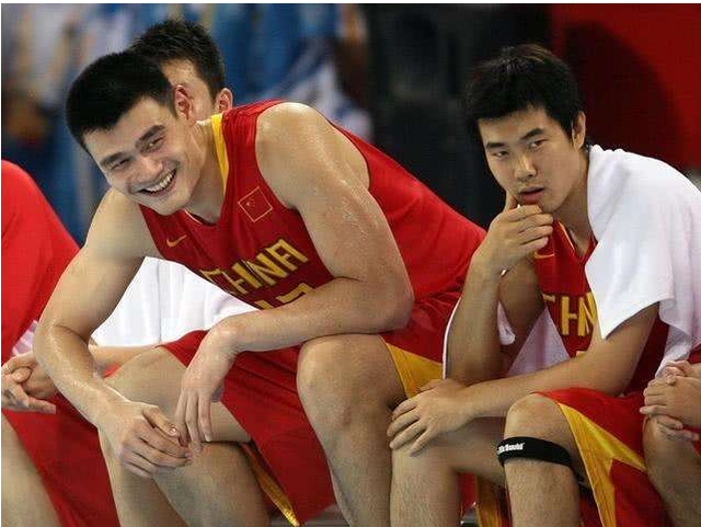 有惊无险！骑士末节保持韧性，米切尔带队完成17分大逆转（惊险翻盘：骑士末节韧性爆发，米切尔率队抹平17分劣势）