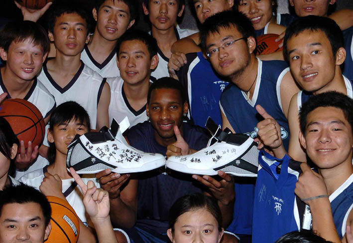 篮球NBA官方推出历史最佳阵容投票（NBA官方上线历史最佳阵容投票活动）