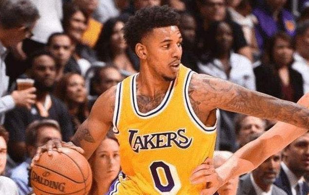 德天空：除拜仁外所有德甲俱乐部均有意波鸿19岁中场伦茨（德天空：拜仁成例外，其余德甲球队均有意波鸿19岁中场伦茨）