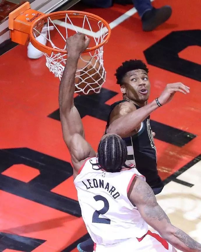 本赛季五大联赛场均积分前20：拜仁、巴萨、皇马、阿森纳前4（本季五大联赛场均积分前20：拜仁、巴萨、皇马、阿森纳包揽前四）