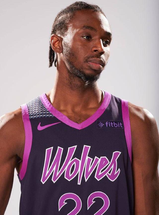 胜利主帅谈菲利克斯：我们买的是切尔西球员，没和本菲卡抢人（胜利主帅解读菲利克斯转会：签下的是切尔西球员，并未与本菲卡抢人）