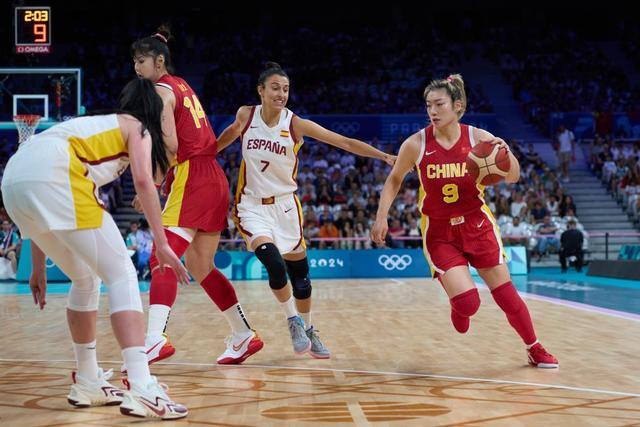 马卡：马拉多纳去世五周年，但遗产争议与医疗审判仍在持续（马拉多纳离世五年：遗产纠纷未歇，医疗审判仍未落幕）