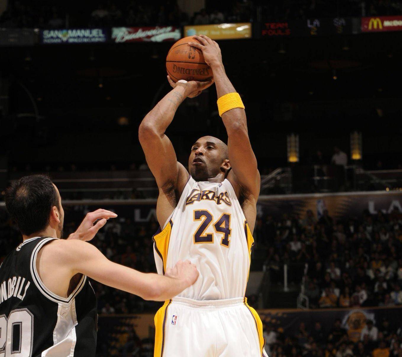 如何看待诺伊尔的失误？孔帕尼：我第一次听到这个说法（诺伊尔被指失误？孔帕尼：头一次听说这种说法）