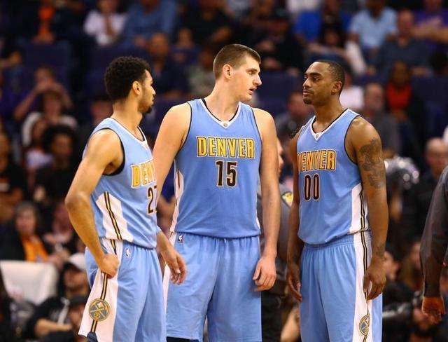 申花队内人士：尽人事，听天命，把该做的和能做的做到最好（申花队内人士：尽力而为，顺其自然，把能做的做到极致）