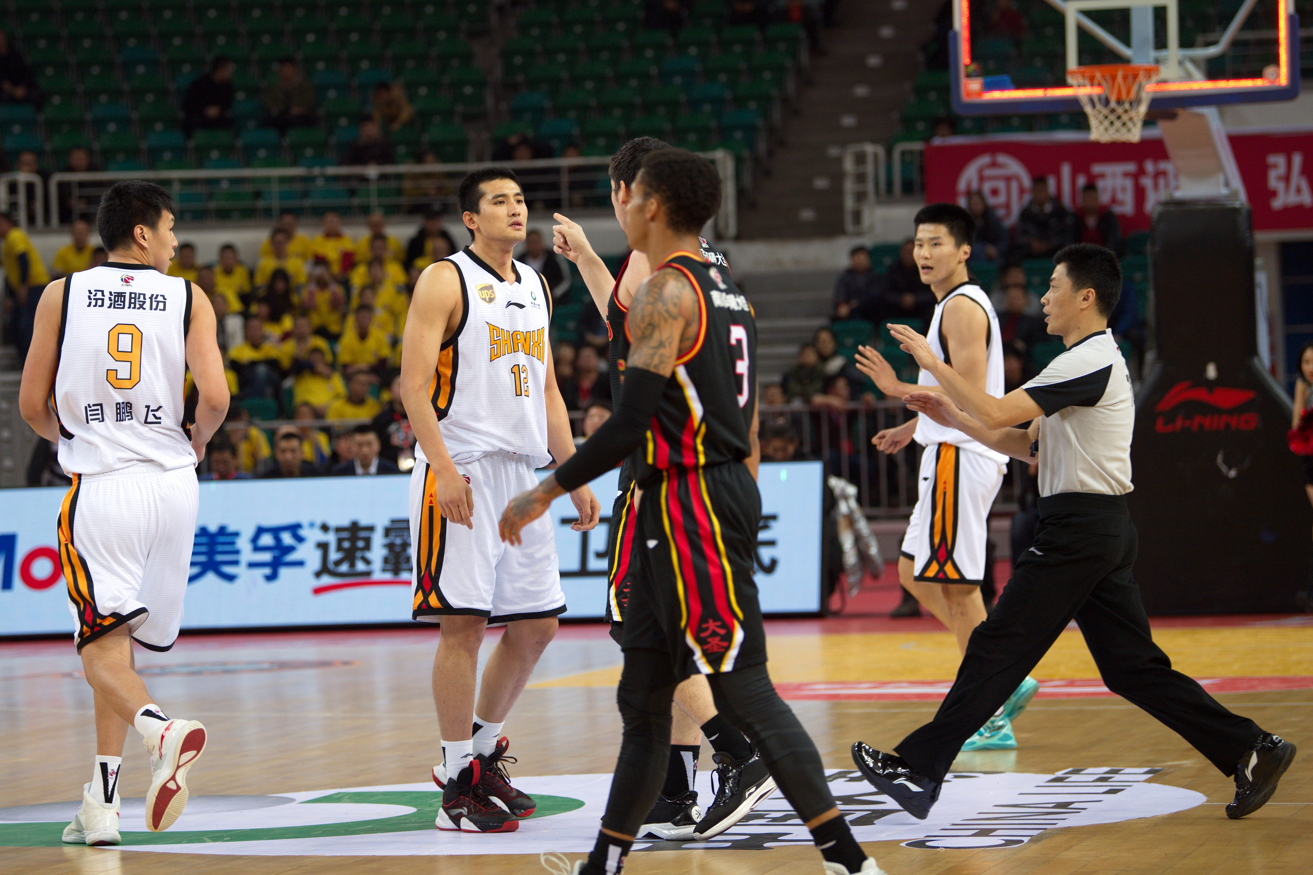 决战星期四：懂球帝连追三球3-3战平北京物资学院物流学院（周四对决：懂球帝连扳三球，3-3平北京物资学院物流学院）