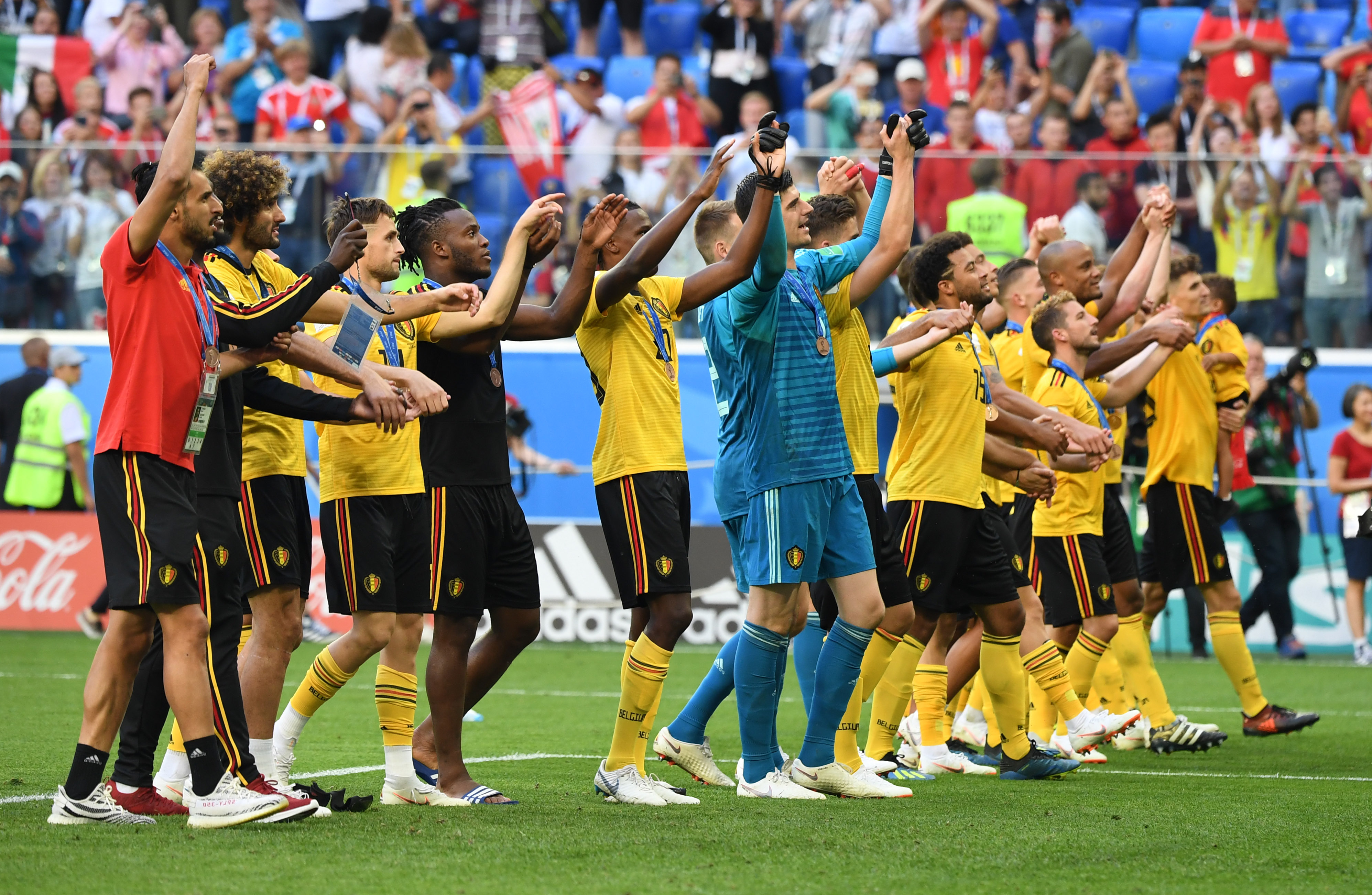 CBA赛季亮点回顾：精彩得分集锦,（CBA本季高光回放：得分名场面集锦）