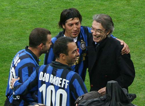 意天空：劳塔罗已返回米兰，即将归队参加训练备战米兰德比（意媒：劳塔罗已回米兰，近期将与球队合练迎战米兰德比）